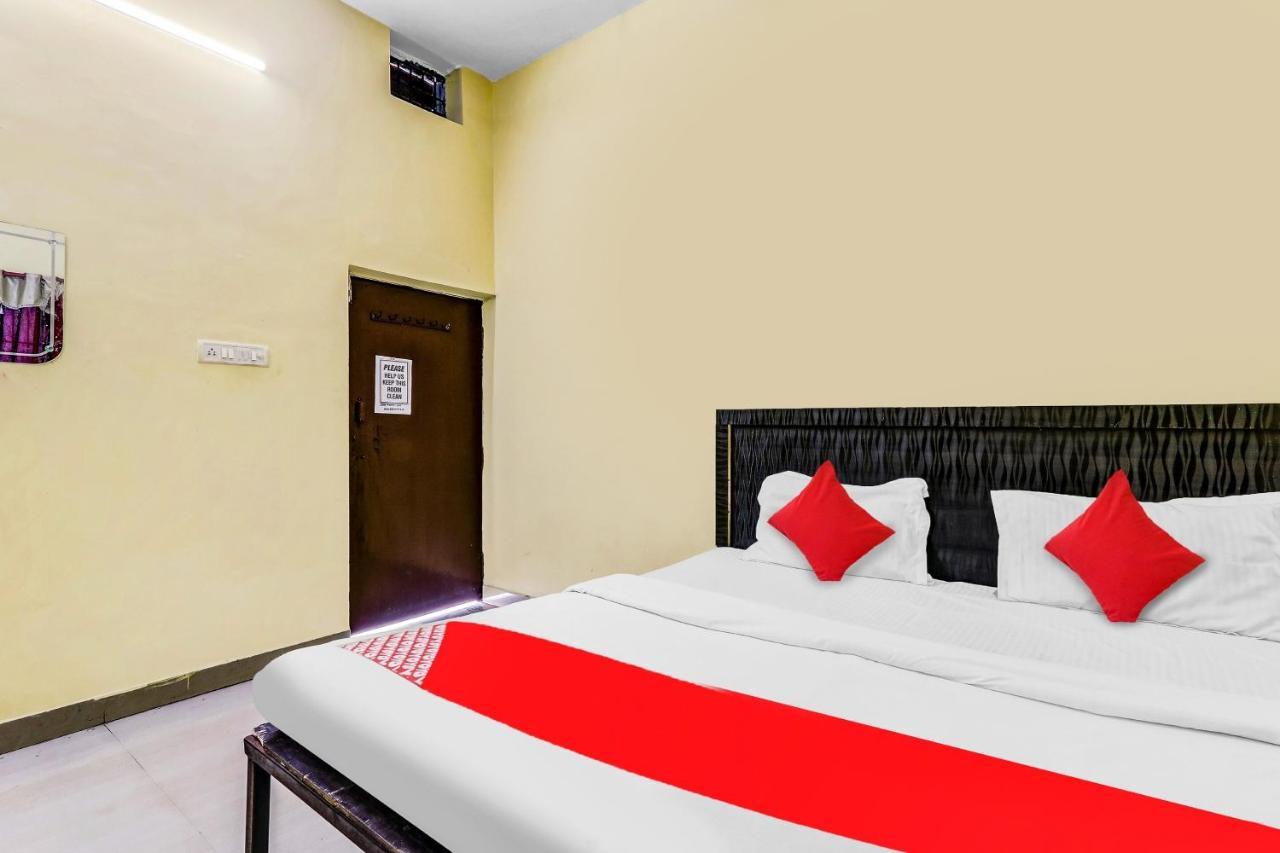 Flagship Hotel Suman Niwas Bijnaur Exterior foto