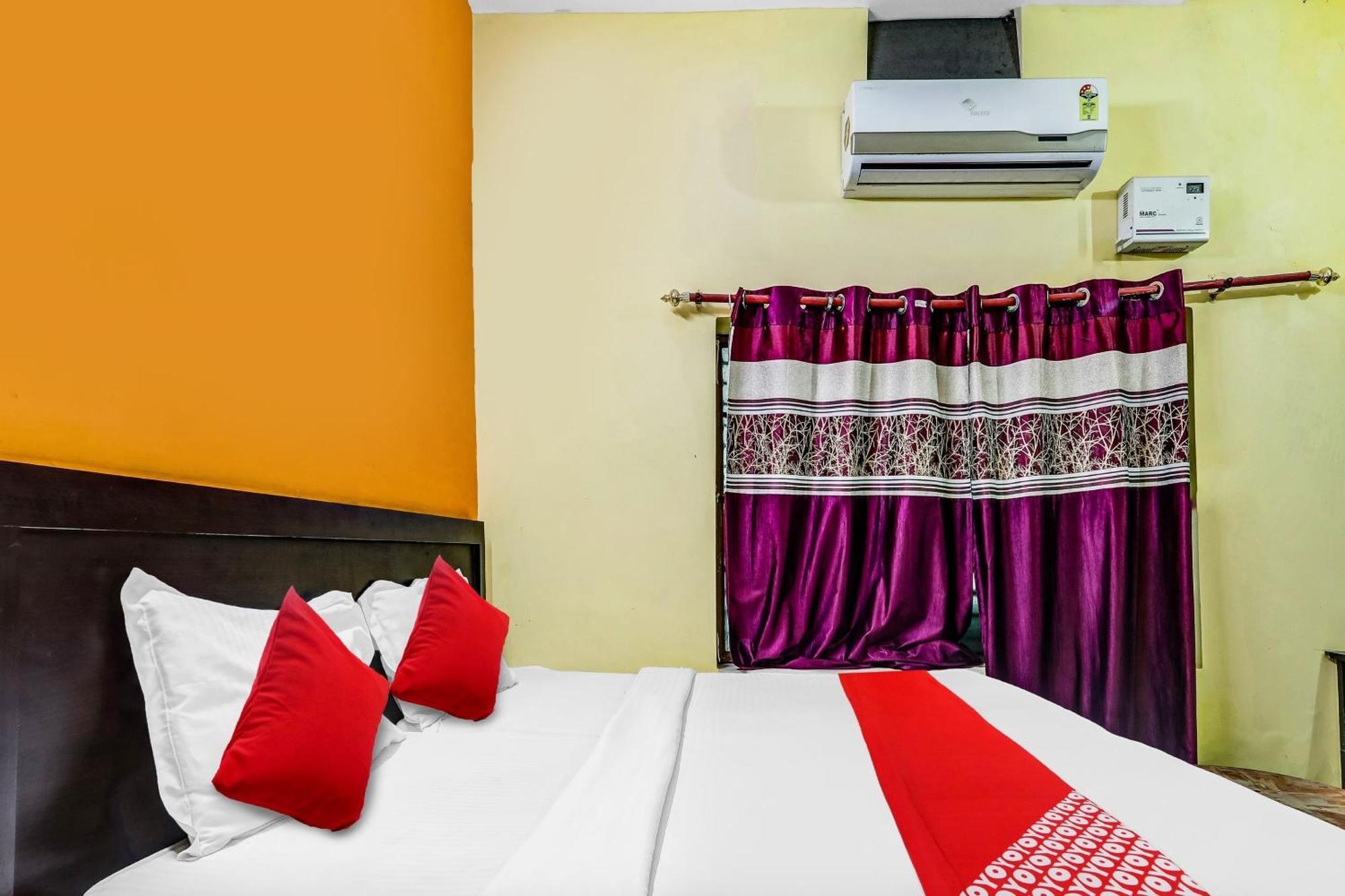 Flagship Hotel Suman Niwas Bijnaur Exterior foto